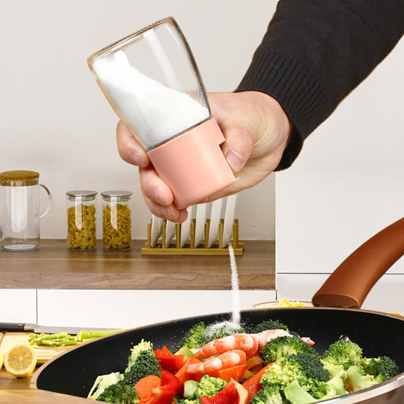 Seasoning shaker bottle (1+1 GRATIS)