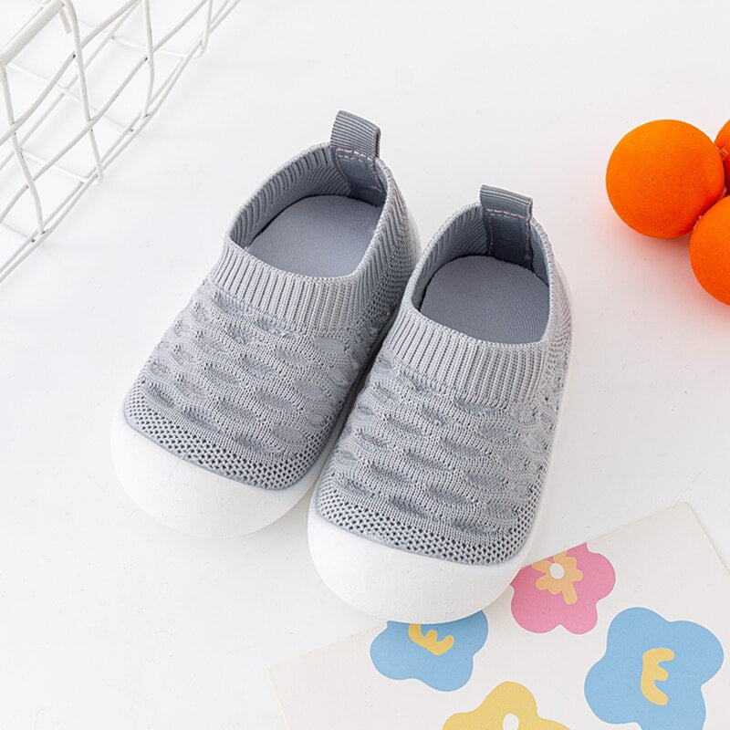 Skridsikre mesh-sko til babyer